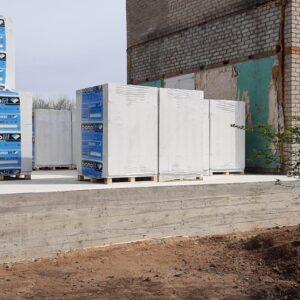 Начало укладки стен из газосиликатных блоков для пристройки к дому в Истринском р-не